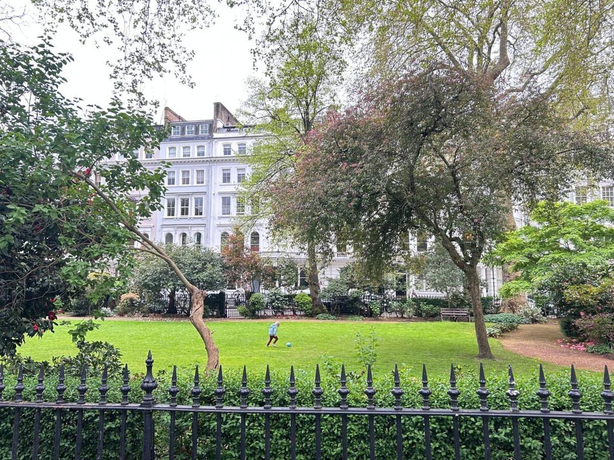 Luxury Three Bedroom In Kensington