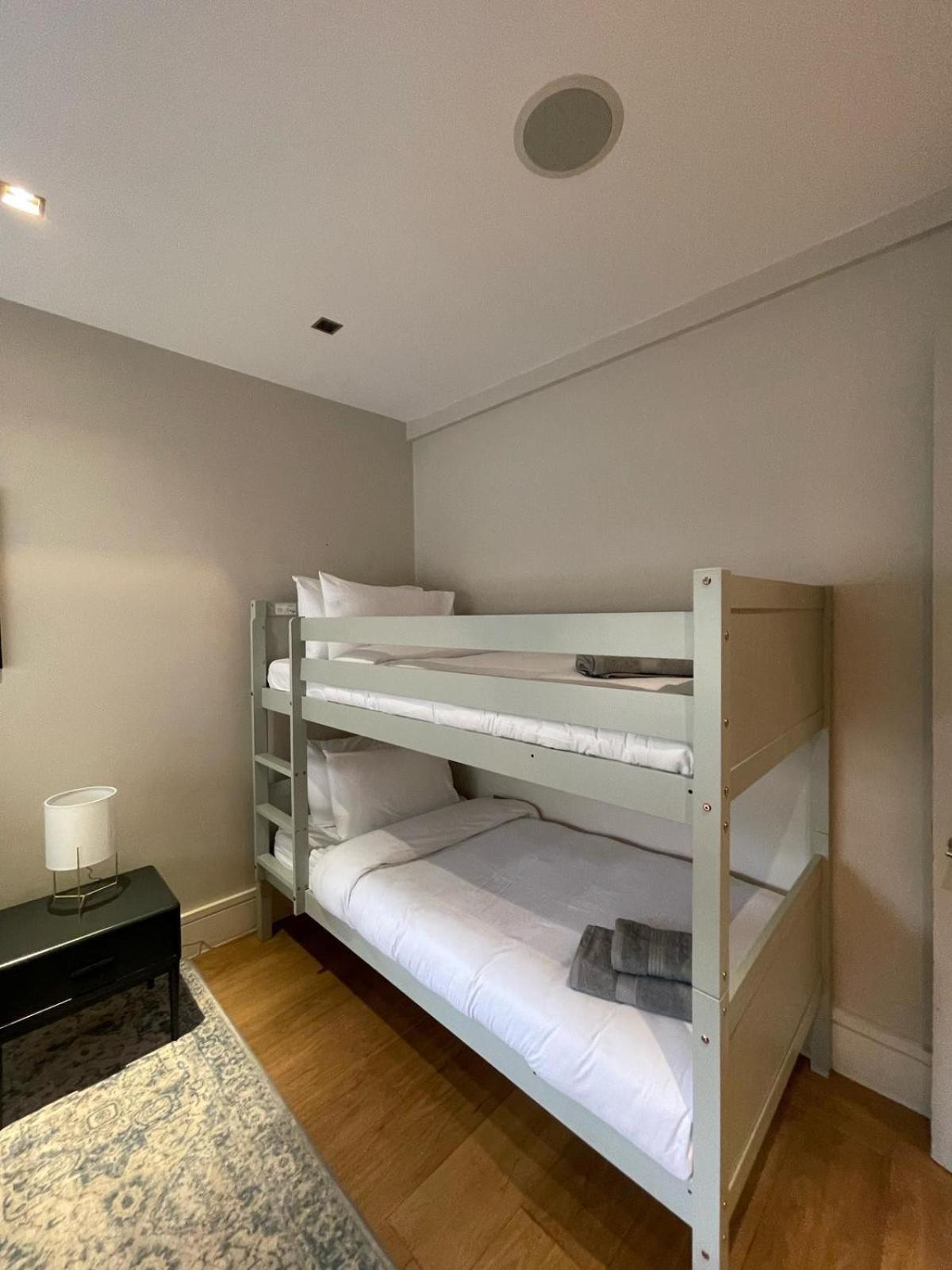 Apartamento Luxury Three Bedroom In Kensington Londres